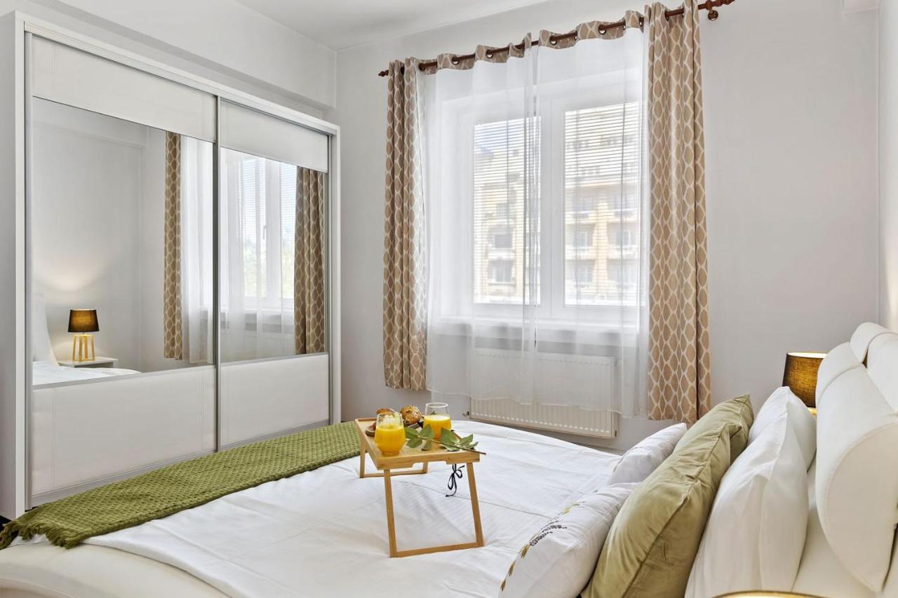 Grand View Apartment