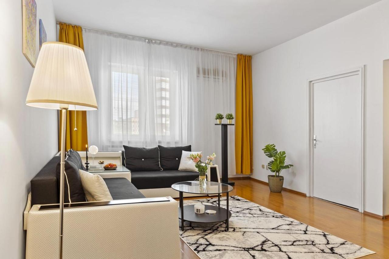 Grand View Appartamento Bucarest